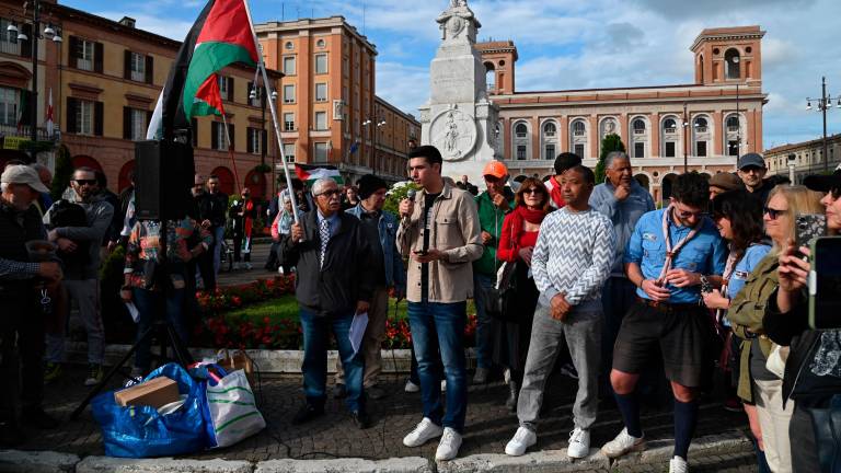 Forlì, in centinaia per sostenere Gaza FOTOGALLERY Forlì, in centinaia per sostenere Gaza FOTOGALLERY