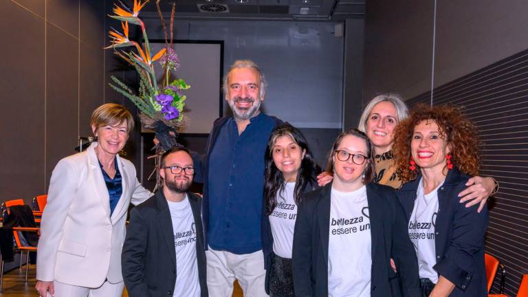 Al termine un incontro con i ragazzi del Centro 21 Al termine un incontro con i ragazzi del Centro 21