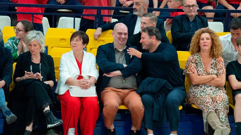 Rimini, che festa per gli “eroi” del 2005: la Supercoppa è tornata a casa - Gallery Rimini, che festa per gli “eroi” del 2005: la Supercoppa è tornata a casa - Gallery