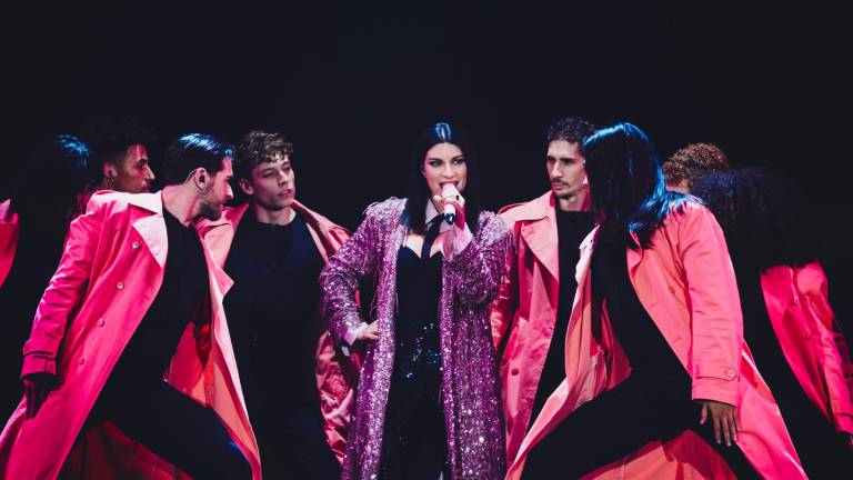 La magia della musica di Laura Pausini a Rimini: “Aspettavo questo momento da 5 anni” - Gallery La magia della musica di Laura Pausini a Rimini: “Aspettavo questo momento da 5 anni” - Gallery