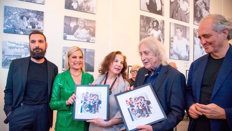 Stefania Sandrelli tiene a battesimo la mostra dedicata a Sordi al Grand Hotel di Rimini / GALLERY Stefania Sandrelli tiene a battesimo la mostra dedicata a Sordi al Grand Hotel di Rimini / GALLERY