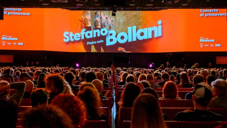 “Via dei Matti” era a Riccione: la magia della musica di Stefano Bollani con Valentina Cenni - Gallery “Via dei Matti” era a Riccione: la magia della musica di Stefano Bollani con Valentina Cenni - Gallery