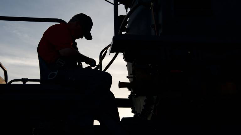 Rimini, un lavoratore scaricato come un rifiuto. Presidio di Adl Cobas contro Formula Ambiente Rimini, un lavoratore scaricato come un rifiuto. Presidio di Adl Cobas contro Formula Ambiente