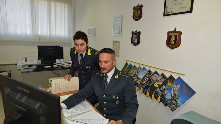 Vendita mobili in nero, riccionese evade 5 milioni di euro Vendita mobili in nero, riccionese evade 5 milioni di euro