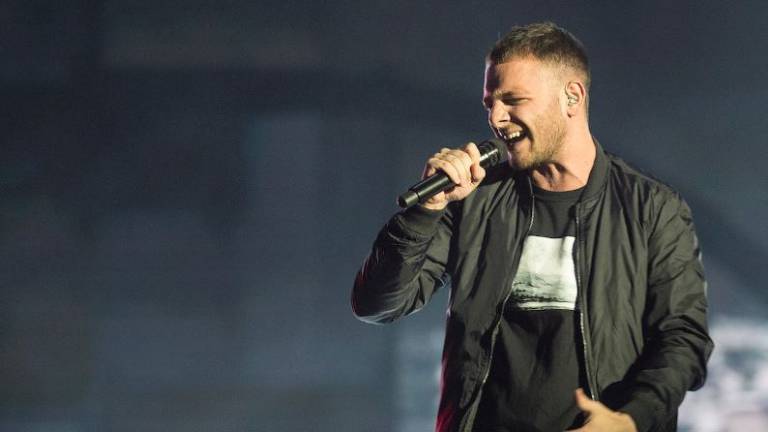 Rimini beach arena, le star sono Achille Lauro e Anastasio Rimini beach arena, le star sono Achille Lauro e Anastasio