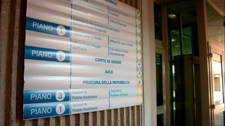 Ravenna, lasciato solo si allontanò dalla residenza per anziani. A giudizio la titolare della struttura e una dipendente Ravenna, lasciato solo si allontanò dalla residenza per anziani. A giudizio la titolare della struttura e una dipendente
