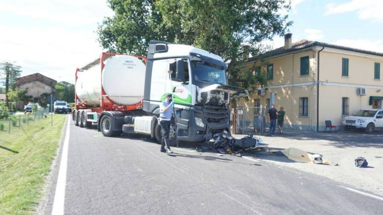 Incidente a Barbiano di Cotignola, muore motociclista 45enne Incidente a Barbiano di Cotignola, muore motociclista 45enne