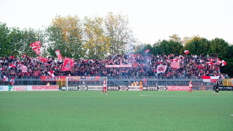 Dopo Rimini-Vis Pesaro, il responsabile della sicurezza denuncia: “Atti di vandalismo, gli ultras sono tornati ad essere padroni degli stadi” Dopo Rimini-Vis Pesaro, il responsabile della sicurezza denuncia: “Atti di vandalismo, gli ultras sono tornati ad essere padroni degli stadi”