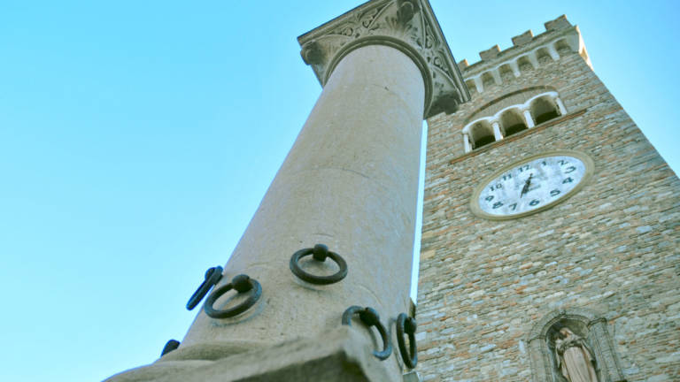 Caro energia, Bertinoro spegne la Colonna dell'Ospitalità Caro energia, Bertinoro spegne la Colonna dell'Ospitalità