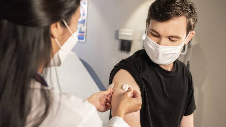 Covid, open day vaccini 5-19 anni ogni sabato in Emilia-Romagna Covid, open day vaccini 5-19 anni ogni sabato in Emilia-Romagna