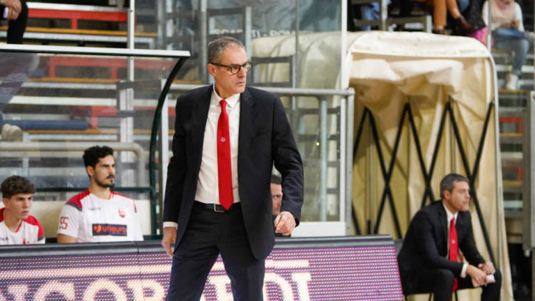 Basket A2, Forlì vince ancora a Nardò, Ravenna si ferma con la capolista Scafati Basket A2, Forlì vince ancora a Nardò, Ravenna si ferma con la capolista Scafati
