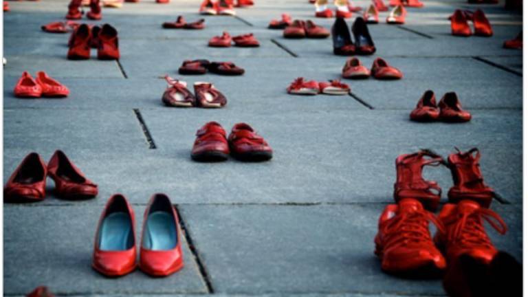 Donne, al via a Ravenna settima edizione della rassegna anti-violenza Donne, al via a Ravenna settima edizione della rassegna anti-violenza