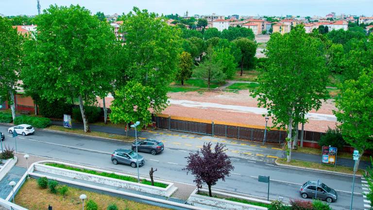 L’area della ex caserma Giulio Cesare L’area della ex caserma Giulio Cesare