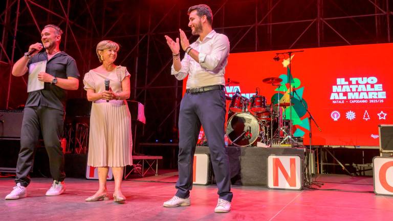 E’ Ferragosto e Riccione lancia la campagna di Natale E’ Ferragosto e Riccione lancia la campagna di Natale
