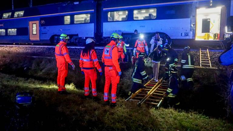 Tamponamento fra treni tra Castelbolognese e Forlì, 17 feriti - IL VIDEO Tamponamento fra treni tra Castelbolognese e Forlì, 17 feriti - IL VIDEO