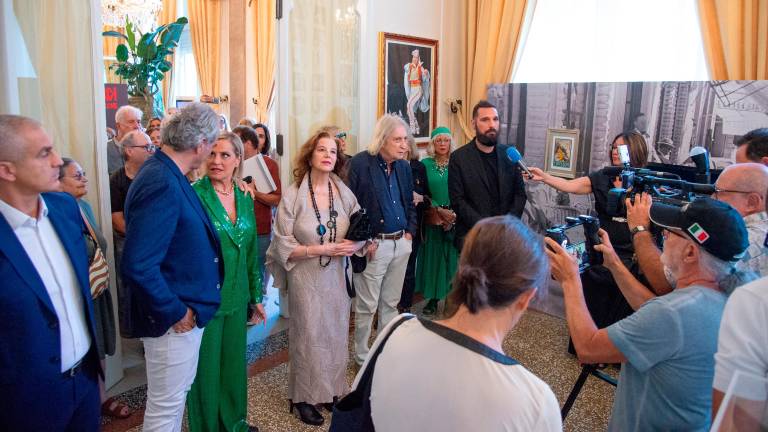Stefania Sandrelli tiene a battesimo la mostra dedicata a Sordi al Grand Hotel di Rimini / GALLERY Stefania Sandrelli tiene a battesimo la mostra dedicata a Sordi al Grand Hotel di Rimini / GALLERY