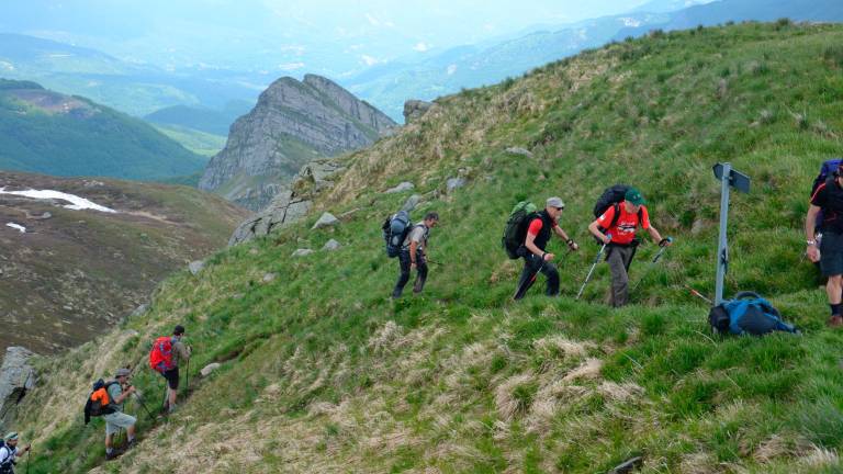 Da Ventimiglia a Itaca a piedi in 13 anni di trekking, l’impresa dei Podoeroi VIDEOGALLERY Da Ventimiglia a Itaca a piedi in 13 anni di trekking, l’impresa dei Podoeroi VIDEOGALLERY