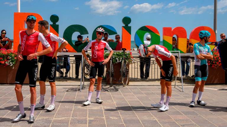 Riccione, i colori della partenza del Giro d’Italia - Gallery Riccione, i colori della partenza del Giro d’Italia - Gallery