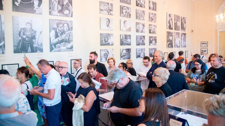 Stefania Sandrelli tiene a battesimo la mostra dedicata a Sordi al Grand Hotel di Rimini / GALLERY Stefania Sandrelli tiene a battesimo la mostra dedicata a Sordi al Grand Hotel di Rimini / GALLERY