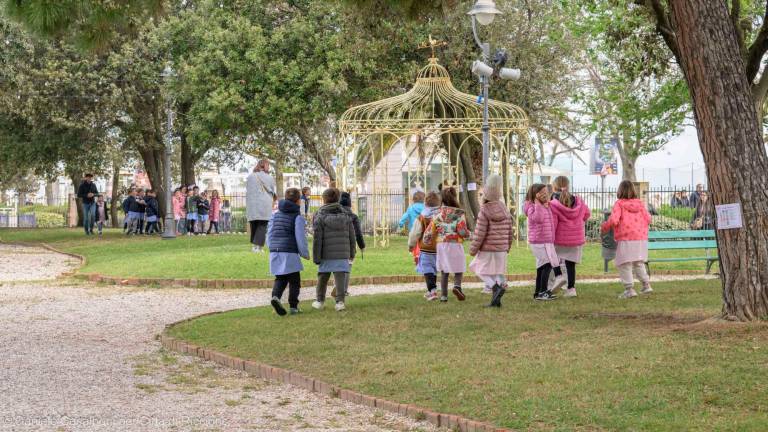 Riccione, quasi 300 bambini a Villa Mussolini per “Giornata della Terra” - Gallery Riccione, quasi 300 bambini a Villa Mussolini per “Giornata della Terra” - Gallery