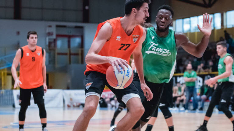 Basket B, i Tigers superano in volata la Rekico (75-73) Basket B, i Tigers superano in volata la Rekico (75-73)