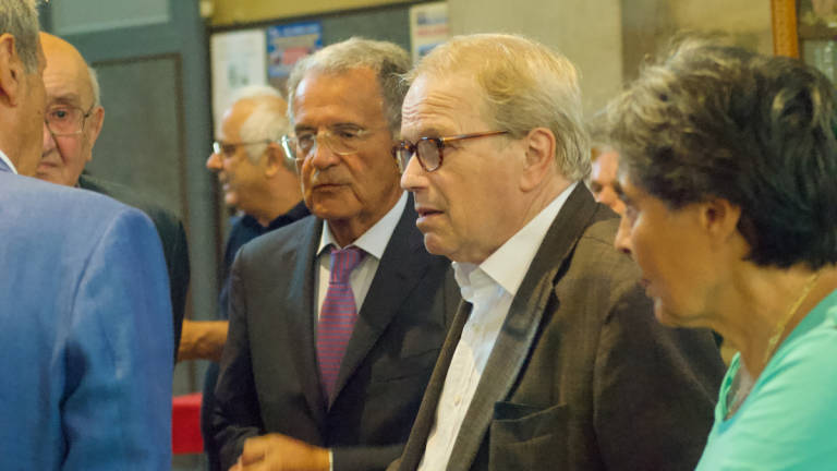 Anche Romano Prodi a Ravenna all'addio alla moglie di Zaccagnini Anche Romano Prodi a Ravenna all'addio alla moglie di Zaccagnini