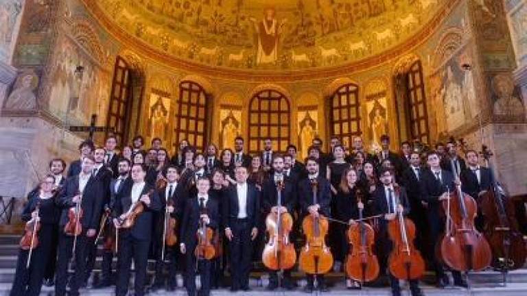 Pasqua a Ravenna con Paolo Olmi e la Young Musician European Orchestra Pasqua a Ravenna con Paolo Olmi e la Young Musician European Orchestra