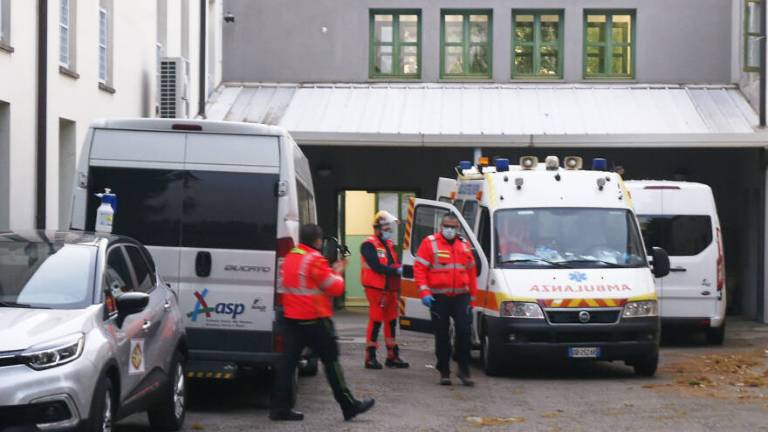 Coronavirus, a Russi contagiati altri 6 anziani della casa protetta Coronavirus, a Russi contagiati altri 6 anziani della casa protetta
