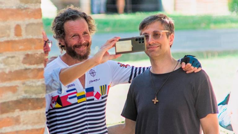Ravenna, Jovanotti visita il centro storico: tappa a San Vitale e Galla Placidia Ravenna, Jovanotti visita il centro storico: tappa a San Vitale e Galla Placidia