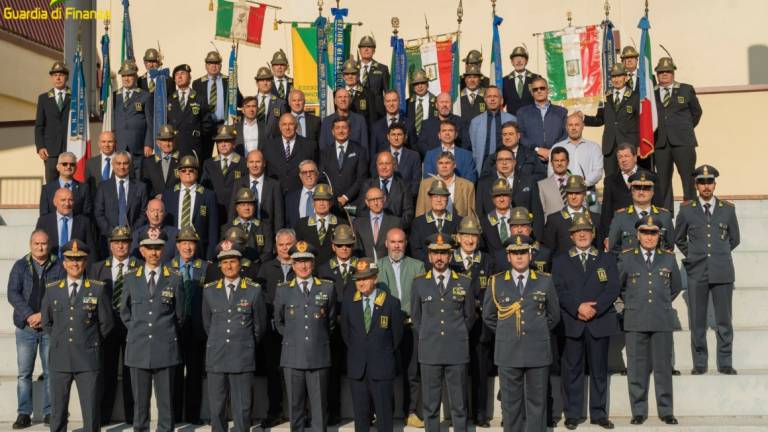 La Guardia di Finanza dell'Emilia-Romagna saluta il personale appena congedato La Guardia di Finanza dell'Emilia-Romagna saluta il personale appena congedato