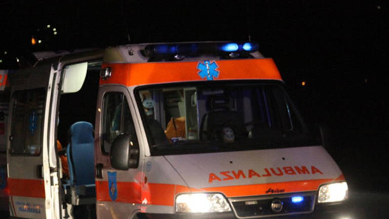 Castrocaro, auto finisce fuori strada: muore un 65enne Castrocaro, auto finisce fuori strada: muore un 65enne