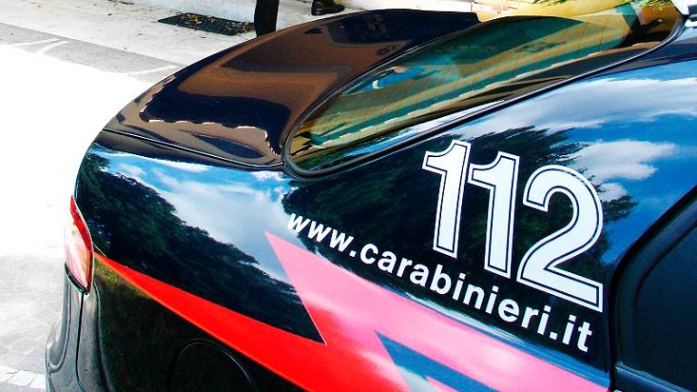 Forlì, spari a salve per minacciare i vicini Forlì, spari a salve per minacciare i vicini