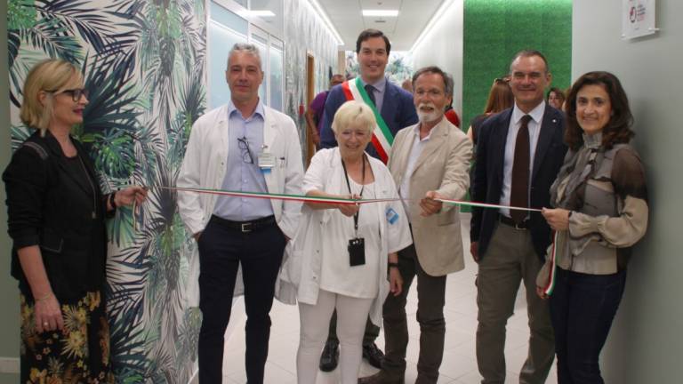 Rimini, nuovo look per il reparto di Radioterapia dell'Infermi Rimini, nuovo look per il reparto di Radioterapia dell'Infermi