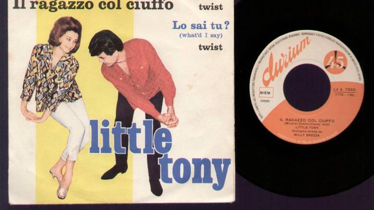 Una delle prime apparizioni pubbliche: Raffaella Carrà sulla copertina di un disco di Little Tony, cantante di San Marino Una delle prime apparizioni pubbliche: Raffaella Carrà sulla copertina di un disco di Little Tony, cantante di San Marino