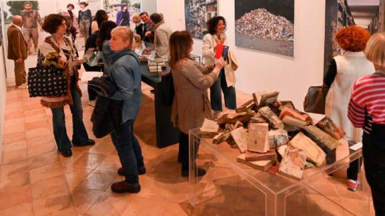 Forlì, la mostra “Romagna sfigurata” di Silvia Camporesi prorogata al 30 giugno Forlì, la mostra “Romagna sfigurata” di Silvia Camporesi prorogata al 30 giugno