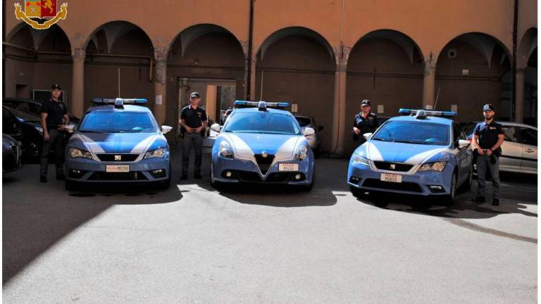 Il commissariato di polizia di Imola Il commissariato di polizia di Imola