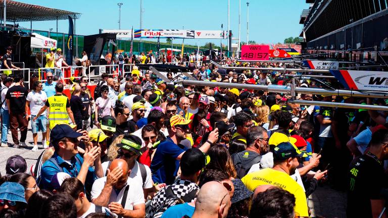 Auto, riecco Valentino Rossi a Misano al Gt World Challenge Auto, riecco Valentino Rossi a Misano al Gt World Challenge