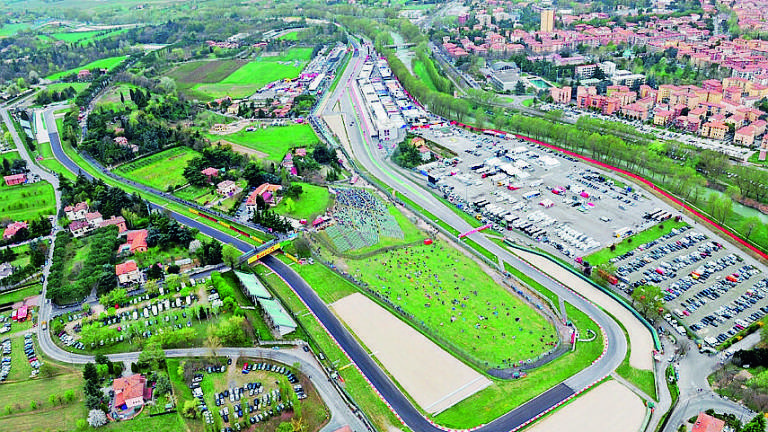 Biglietti Formula Uno a Imola: la capienza sale a 90mila posti Biglietti Formula Uno a Imola: la capienza sale a 90mila posti