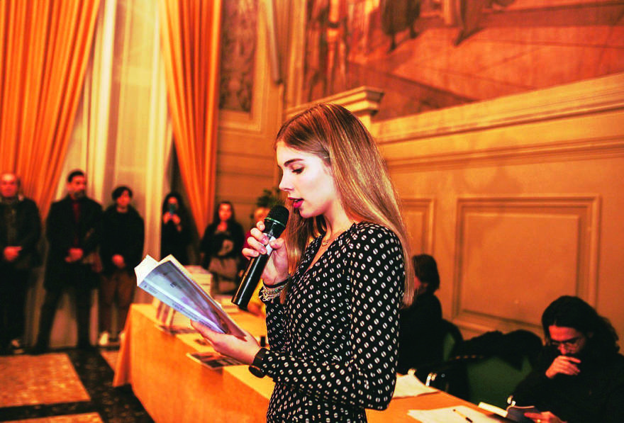 Scrittrice forlivese pubblica il suo primo romanzo a 16 anni Scrittrice forlivese pubblica il suo primo romanzo a 16 anni