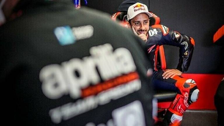 Ci sarà pure del feeling tra Dovizioso e Aprilia, ma frequentarsi non è innamorarsi Ci sarà pure del feeling tra Dovizioso e Aprilia, ma frequentarsi non è innamorarsi