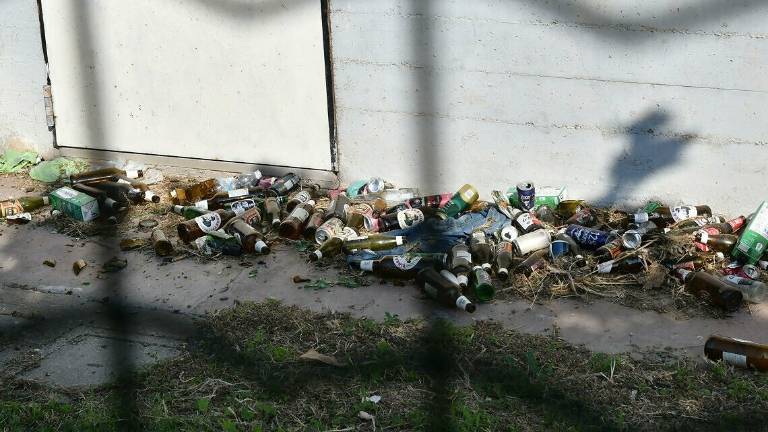 Forlì, scene di degrado alla scuola Maroncelli Forlì, scene di degrado alla scuola Maroncelli