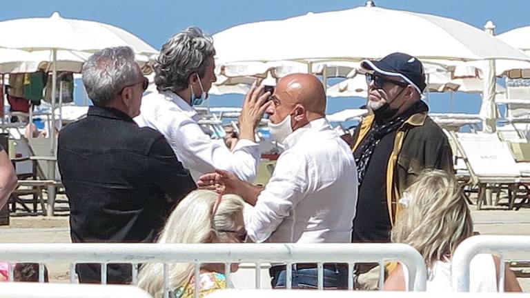 Voglio andare al mare ma non per riposare: Vasco a Rimini lavora Voglio andare al mare ma non per riposare: Vasco a Rimini lavora