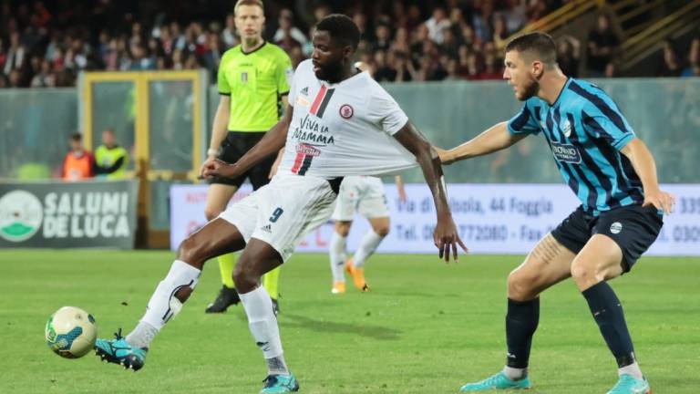 Calcio C, Cesena: pista Ogunseye in attacco per sostituire Stiven Shpendi Calcio C, Cesena: pista Ogunseye in attacco per sostituire Stiven Shpendi