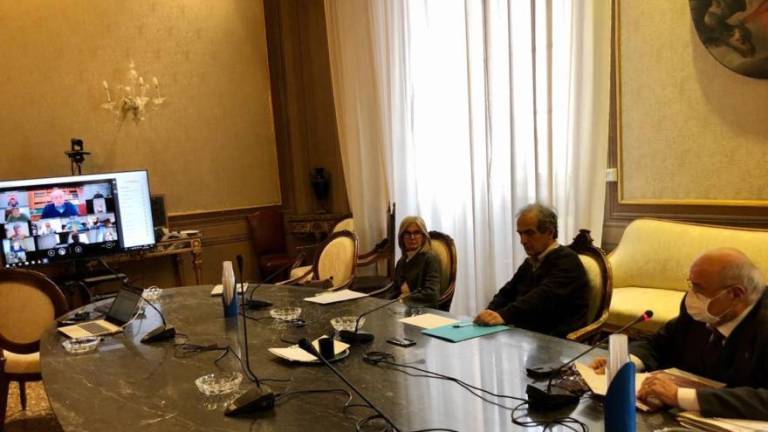 Covid-19, a Forlì un patto per salvare imprese e commercio Covid-19, a Forlì un patto per salvare imprese e commercio
