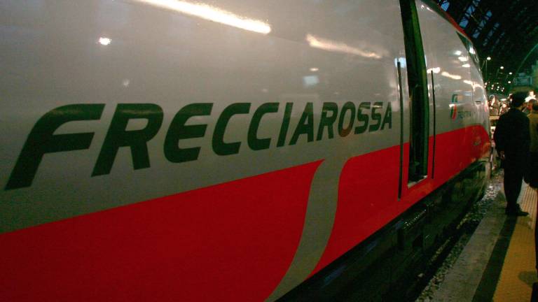 Forlì. Treni cancellati e forti ritardi dopo un suicidio Forlì. Treni cancellati e forti ritardi dopo un suicidio