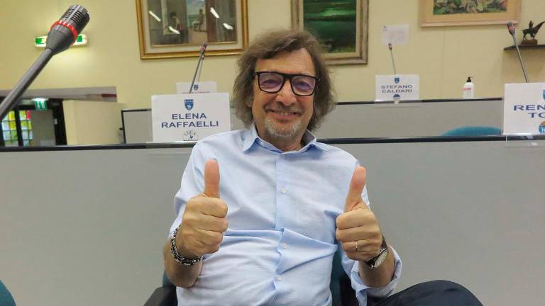 Claudio Cecchetto è stato eletto consigliere comunale a Riccione Claudio Cecchetto è stato eletto consigliere comunale a Riccione