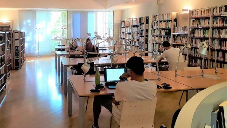 Misano la Biblioteca sarà aperta per 44 ore settimanali: ecco i nuovi orari Misano la Biblioteca sarà aperta per 44 ore settimanali: ecco i nuovi orari