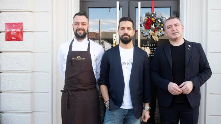 La Buca amplia le cucine e punta su una nuova cantina La Buca amplia le cucine e punta su una nuova cantina