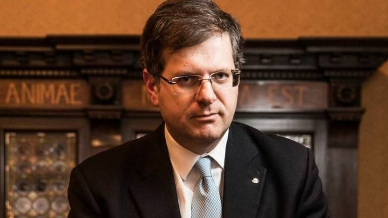 Si possono sempre condividere le foto su Facebook o si rischiano guai? Il corso di un giurista cesenate Si possono sempre condividere le foto su Facebook o si rischiano guai? Il corso di un giurista cesenate
