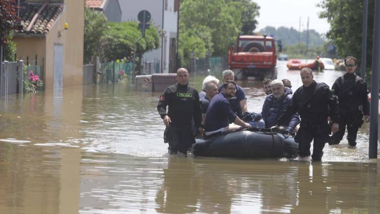 Alluvione Ravenna. Approvati ulteriori criteri per ricevere i contributi del fondo comunale Alluvione Ravenna. Approvati ulteriori criteri per ricevere i contributi del fondo comunale